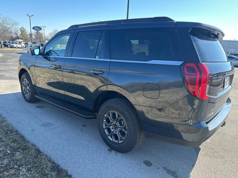 New 2026 Ford Expedition Active image 15