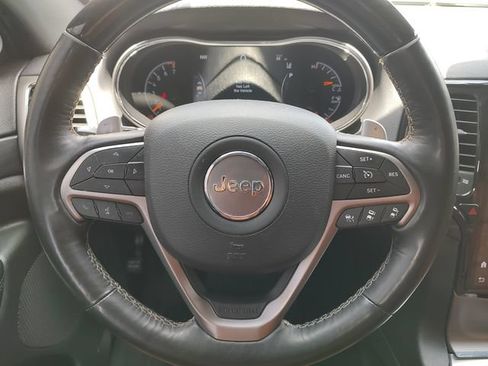 Used 2021 Jeep Grand Cherokee Laredo X AWD/4WD image 11
