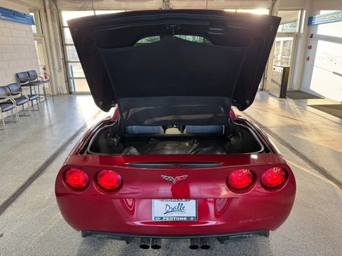 Used 2008 Chevrolet Corvette Coupe w/ Preferred Equipment Group image 22
