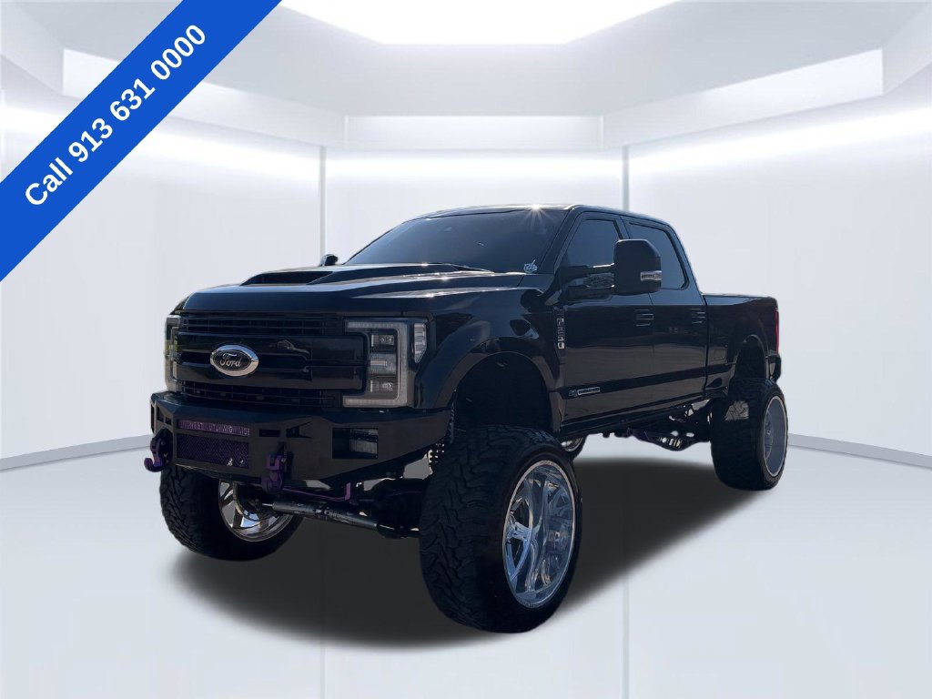 Used 2017 Ford F250 Lariat w/ Lariat Ultimate Package AWD/4WD image 1