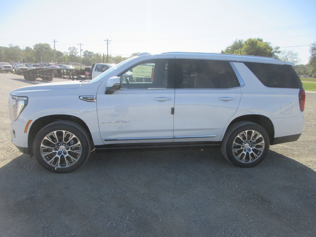 New 2027 GMC Yukon Denali w/ Sun & Power Step Package AWD/4WD image 7