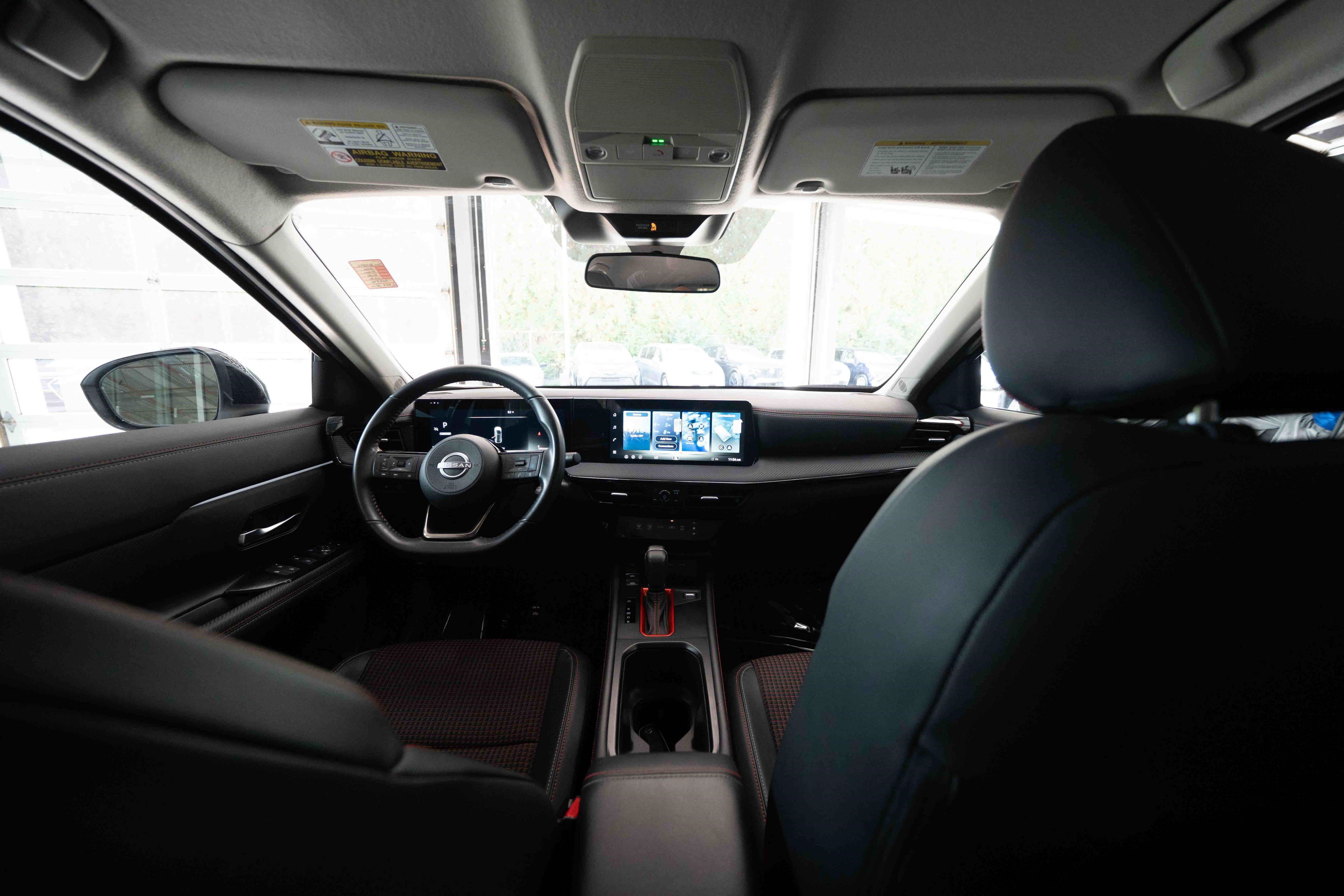 Used 2026 Nissan Kicks SR FWD image 19