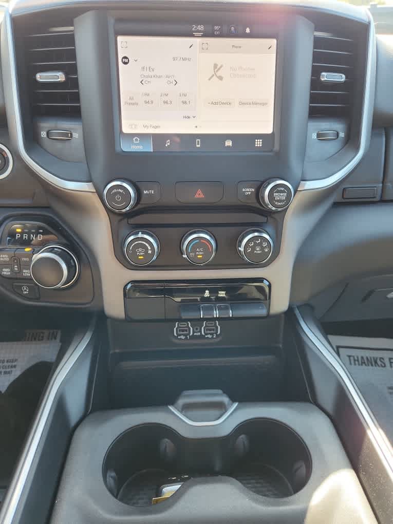 Used 2022 RAM 1500 4x4 Crew Cab image 21