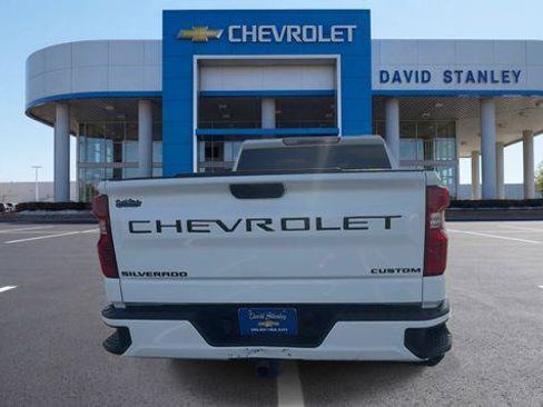 Used 2025 Chevrolet Silverado 1500 Custom w/ Turbomax Blackout Package RWD image 7