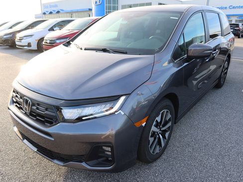 New 2026 Honda Odyssey EX-L image 2