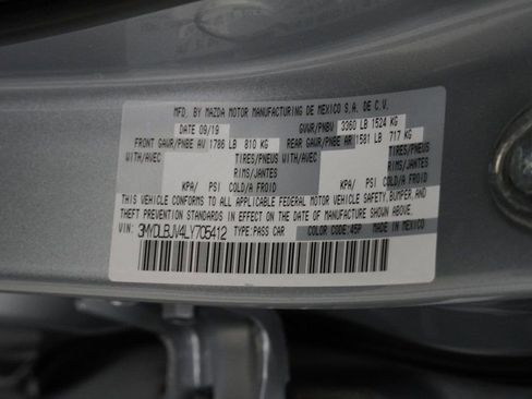 Used 2020 Toyota Yaris XLE image 51