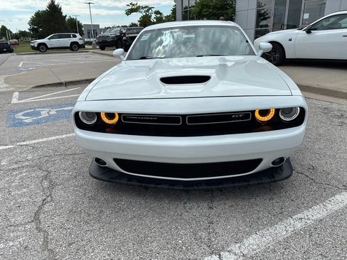 Used 2022 Dodge Challenger GT RWD image 10