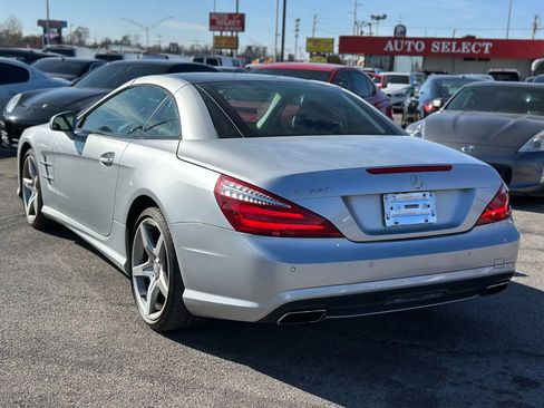 Used 2015 Mercedes-Benz SL 550 w/ Driver Assistance Package image 13