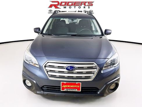 Used 2017 Subaru Outback 2.5i Premium w/ Popular Package #1 image 2