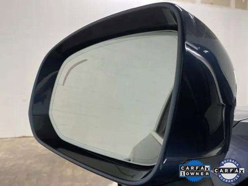 Used 2025 Volvo XC90 B6 Plus image 95