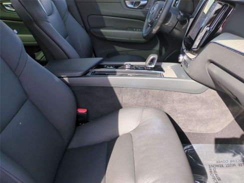 New 2026 Volvo XC60 B5 Plus w/ Climate Package image 21