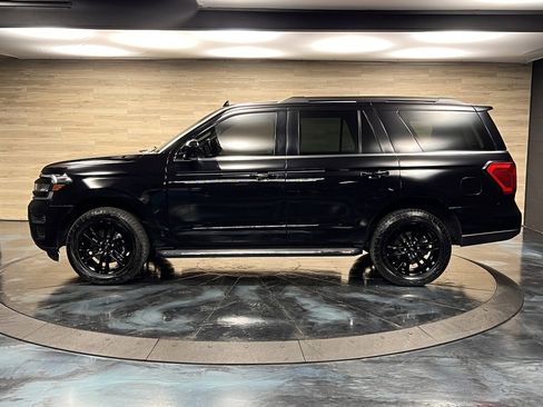 Used 2023 Ford Expedition XLT image 20