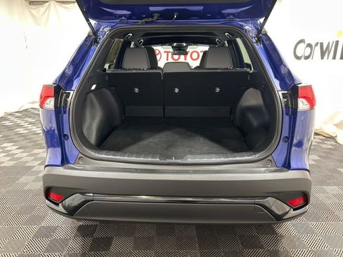 Used 2025 Toyota Corolla Cross AWD Hybrid image 17