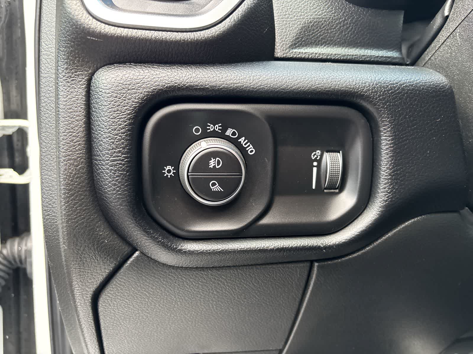 Certified 2026 RAM 2500 Big Horn AWD/4WD image 11
