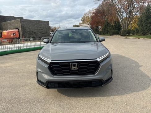 Used 2025 Honda CR-V LX image 2
