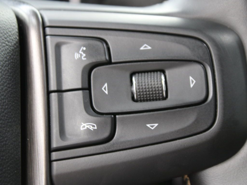 Used 2025 GMC Sierra 2500 AT4 AWD/4WD image 68