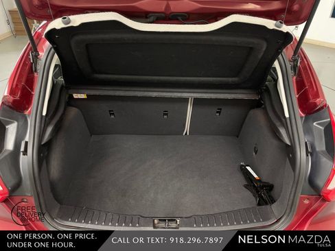 Used 2014 Ford Focus SE image 34