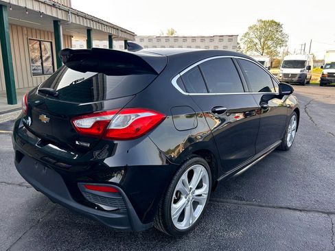 Used 2017 Chevrolet Cruze Premier image 3