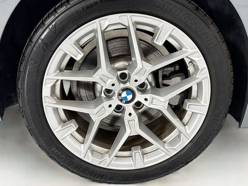 Used 2025 BMW 330i xDrive Sedan w/ M Sport Package AWD/4WD image 32