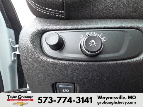 Used 2025 Chevrolet Blazer LT AWD/4WD image 20