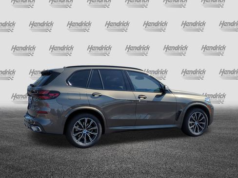 Certified 2024 BMW X5 xDrive40i w/ M Sport Package image 9
