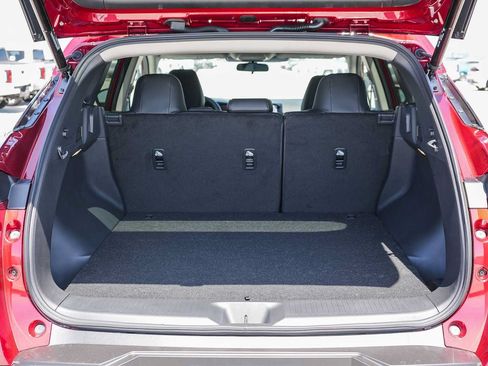 New 2026 Nissan Murano SV AWD/4WD image 12