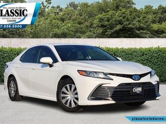 Used 2022 Toyota Camry LE image 1