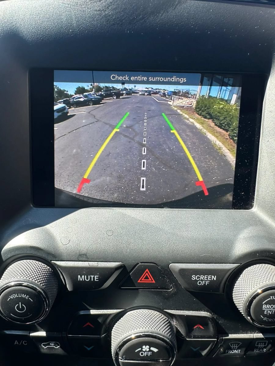 Used 2018 Dodge Durango GT AWD/4WD image 21