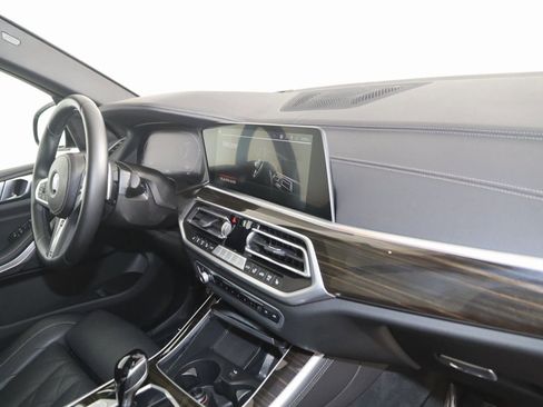 Used 2023 BMW X5 xDrive40i w/ M Sport Package image 43