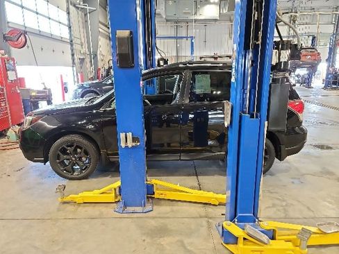 Used 2018 Subaru Forester 2.5i Premium AWD/4WD image 4