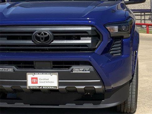 Certified 2025 Toyota Tacoma SR5 image 7