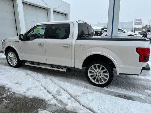 Used 2018 Ford F150 Limited image 2