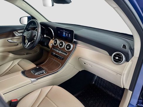 Used 2022 Mercedes-Benz GLC 300 4MATIC image 28