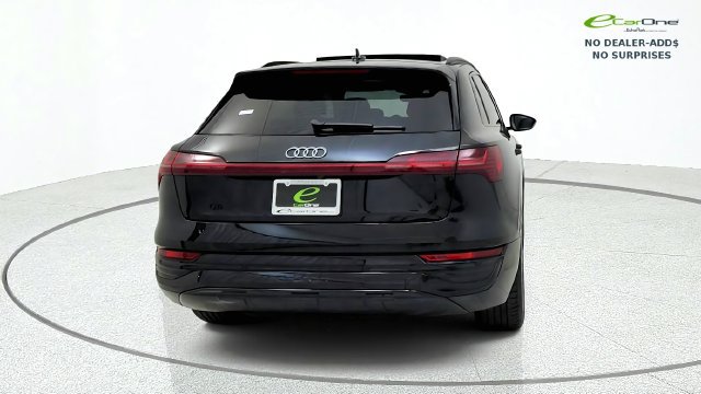 Used 2024 Audi Q8 e-tron Premium AWD/4WD image 7