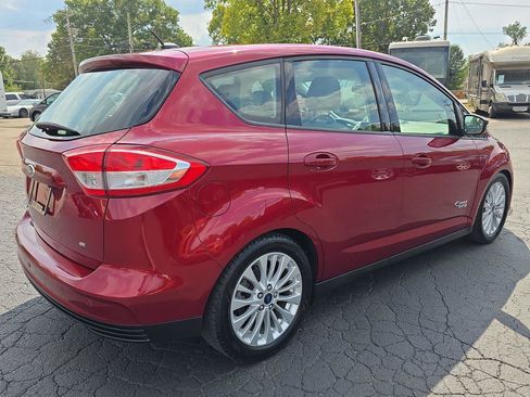 Used 2017 Ford C-MAX Energi SE w/ Equipment Group 401A image 2