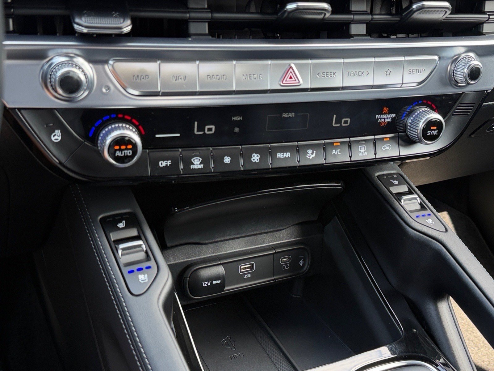 Used 2023 Kia Telluride SX Prestige X-Pro AWD/4WD image 27