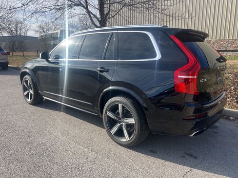 Used 2019 Volvo XC90 T5 R-Design w/ Advanced Package image 5