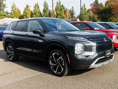 New 2025 Mitsubishi Outlander SE