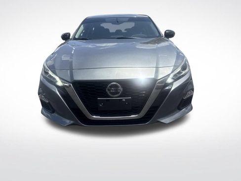 Used 2019 Nissan Altima 2.5 SR FWD image 7