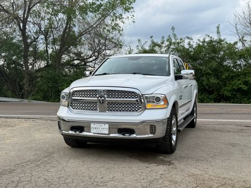 Used 2016 RAM 1500 Laramie w/ Convenience Group AWD/4WD image 6