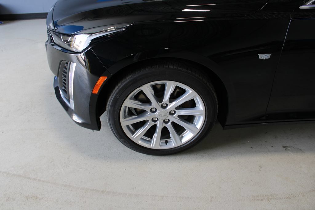 Used 2024 Cadillac CT5 Luxury w/ Sun And Sound Package AWD/4WD image 4