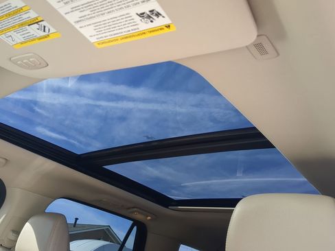 Certified 2023 Ford Expedition Limited image 18