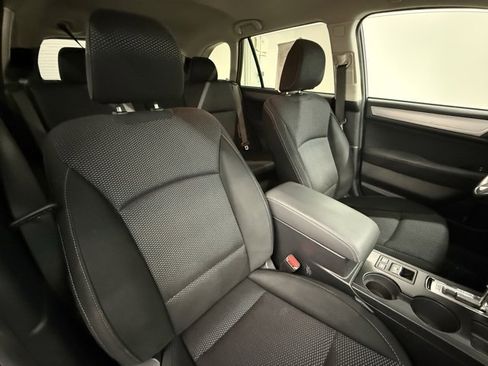Used 2015 Subaru Outback 2.5i Premium image 23