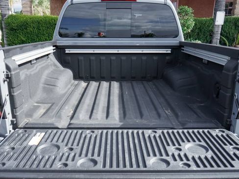 Used 2023 Nissan Frontier PRO-4X w/ Pro Convenience Package AWD/4WD image 8