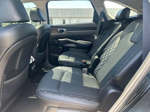 Used 2022 Kia Sorento SX Prestige AWD/4WD image 32