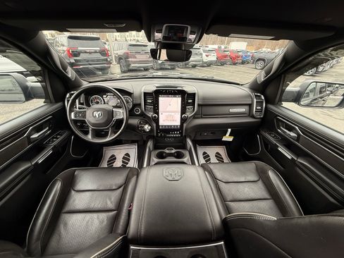 Used 2024 RAM 1500 Laramie image 9