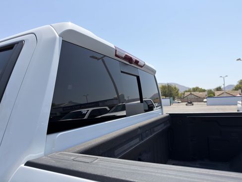 Used 2024 Chevrolet Silverado 2500 LTZ w/ LTZ Convenience Package AWD/4WD image 50