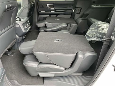 New 2025 Ford Expedition Max Platinum w/ Stealth Performance Package AWD/4WD image 11