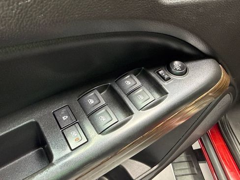 Used 2018 GMC Canyon Denali AWD/4WD image 14