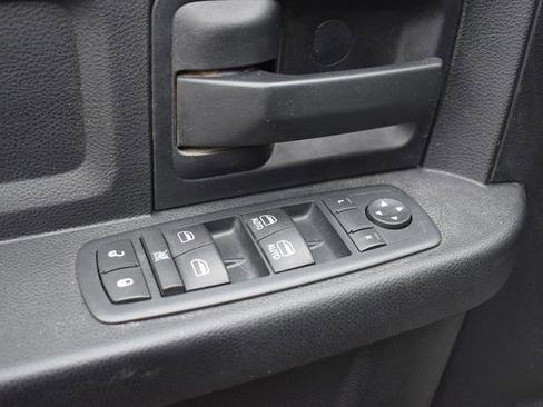 Used 2016 RAM 2500 Tradesman w/ Chrome Appearance Group AWD/4WD image 14